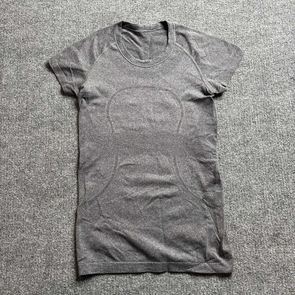 Lululemon Swiftly Tech Short-Sleeve Workout Shirt Women's Size 6 Gray